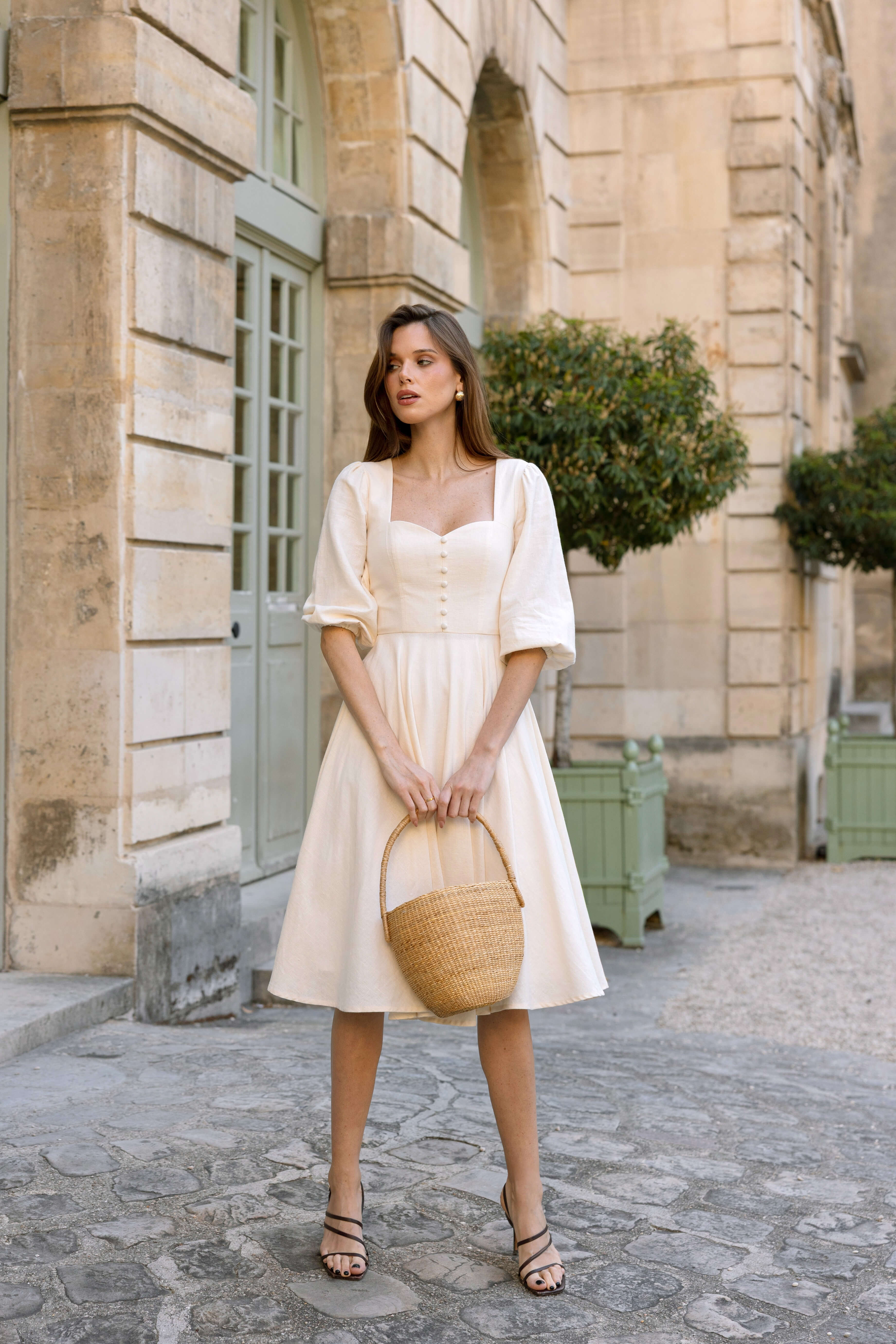 Bardetta Linen Dress - Image 10