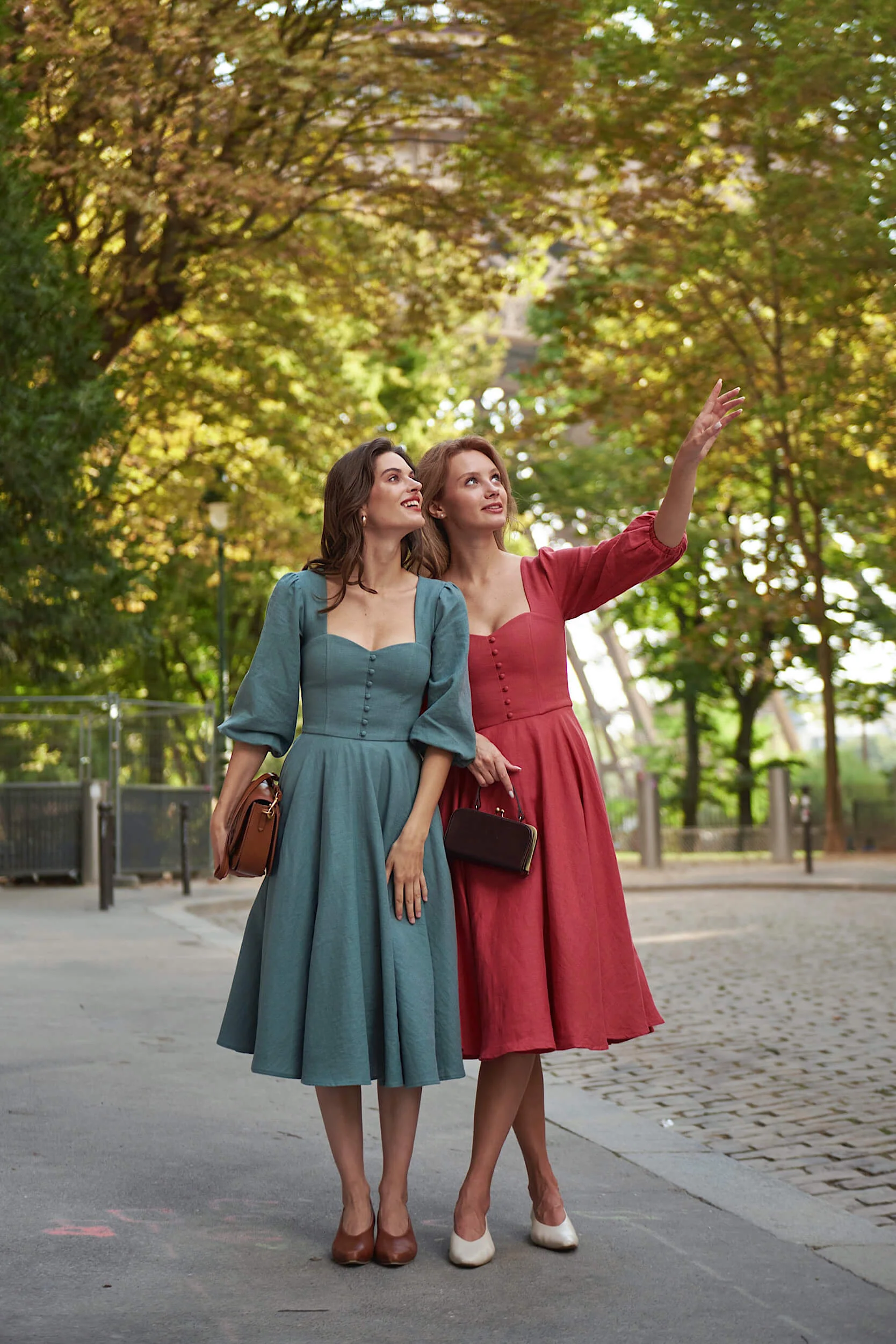 Bardetta Linen Dress - Image 5