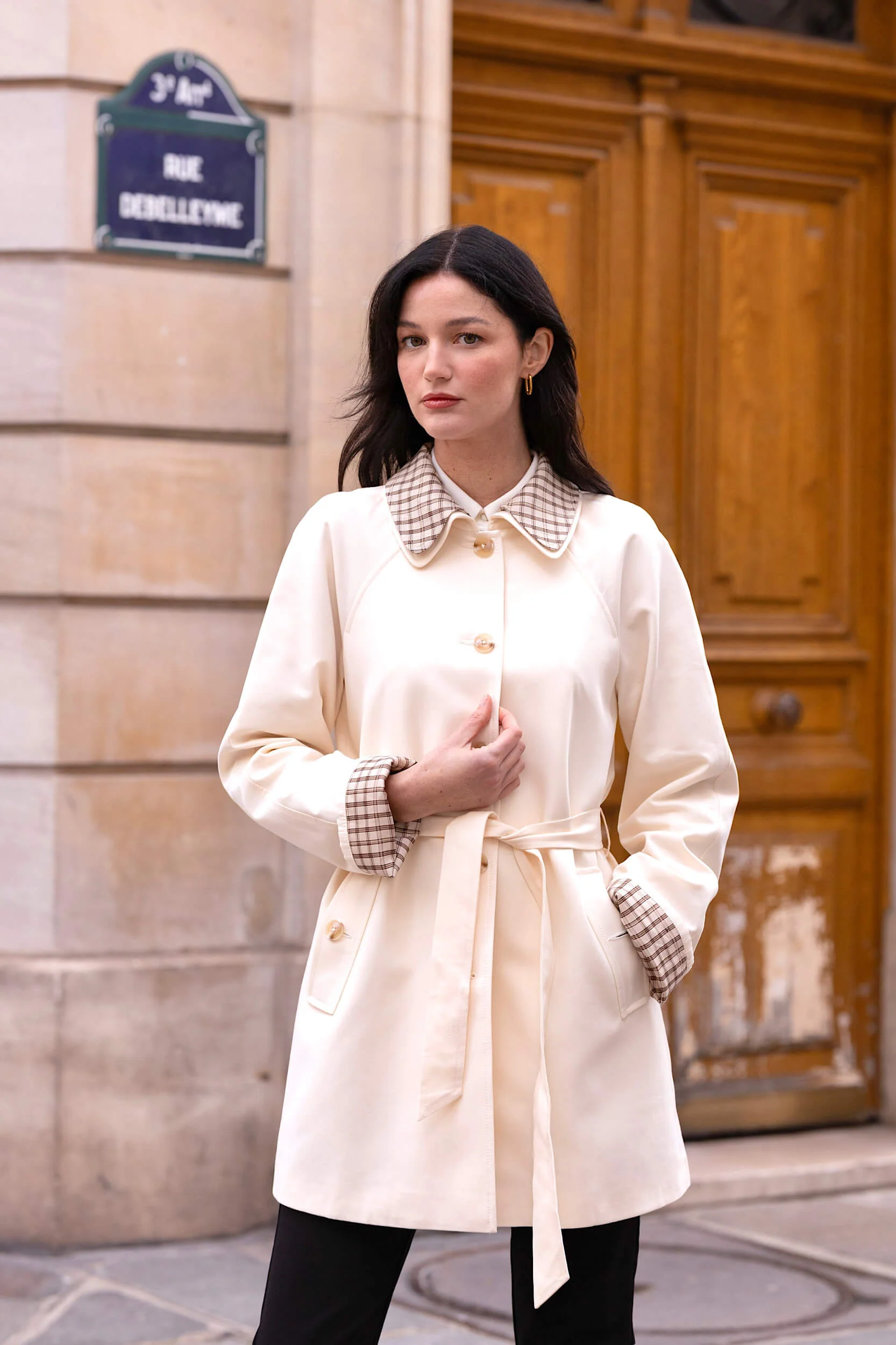Charlie Short Trenchcoat - Image 16